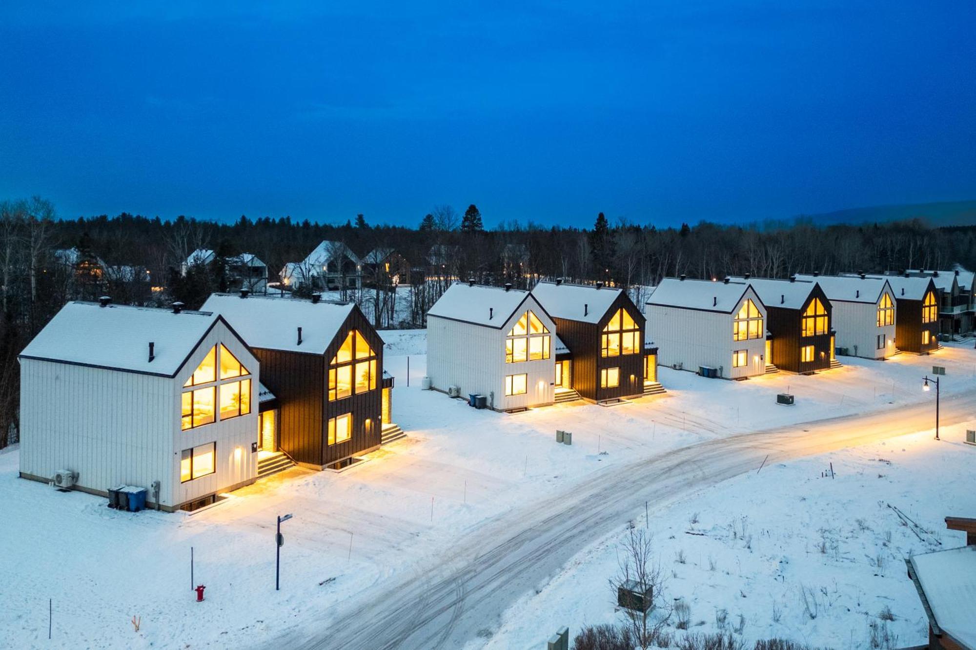 Sofa Villas Mont Sainte-Anne Бопре Экстерьер фото